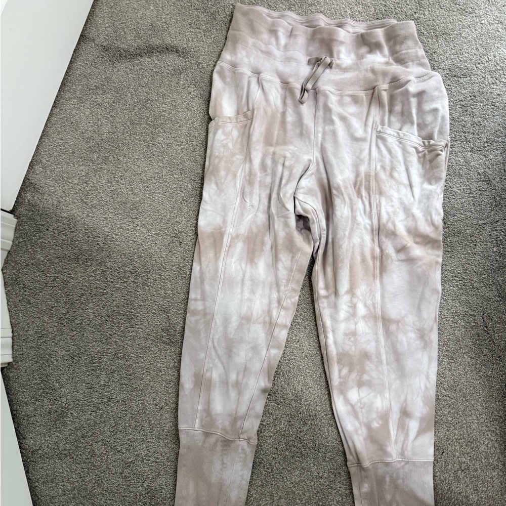 All in Motion Women's Tie-Dye Joggers - Cream